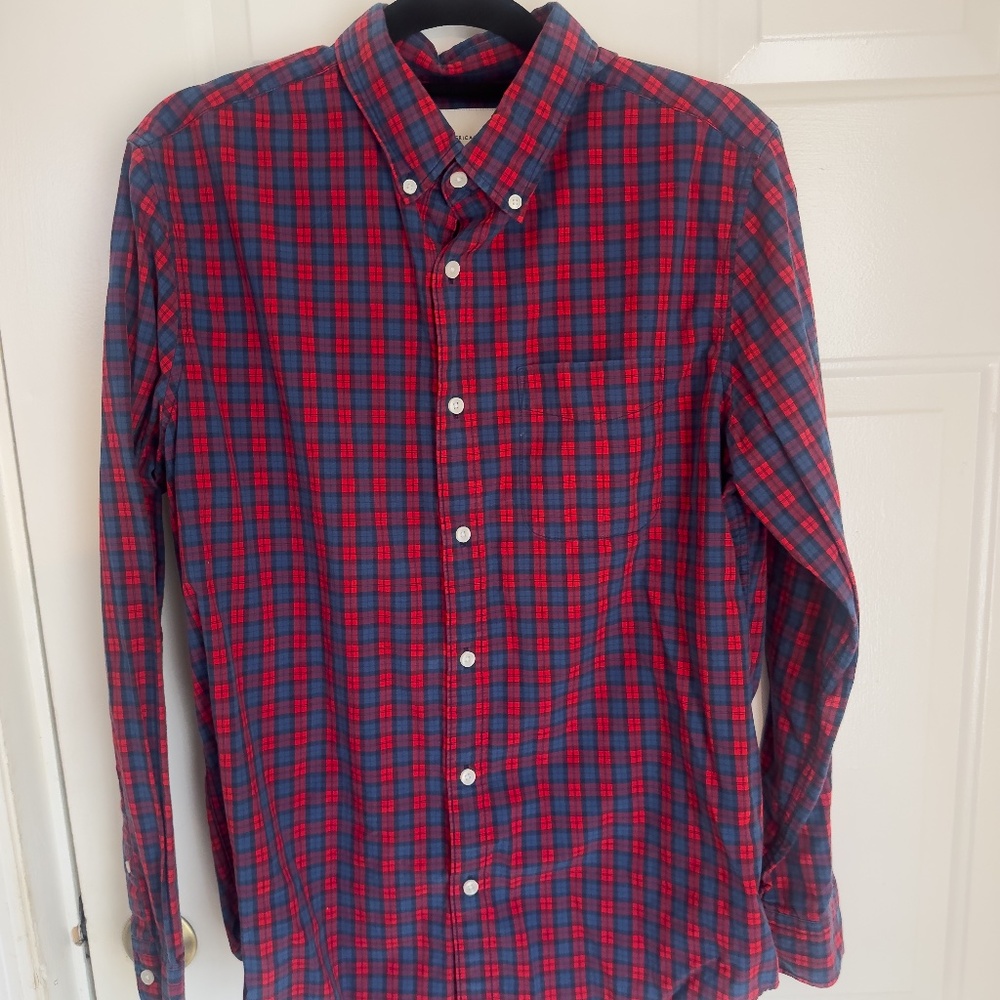 Large American Eagle Button Down
